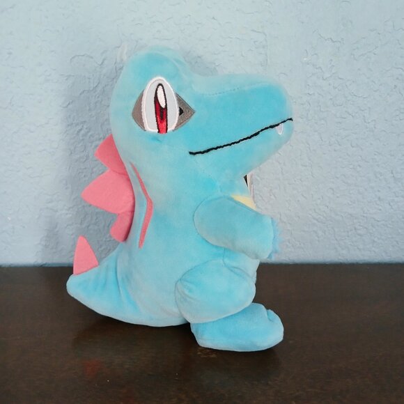 Pokémon Plush Totodile 8'in NWT - Picture 2 of 6
